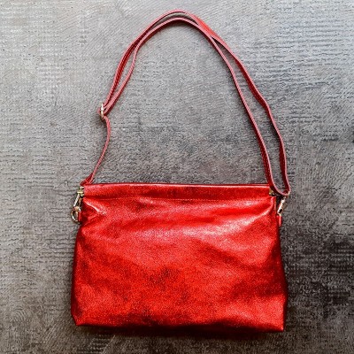 Bolso clutch piel brillo 2