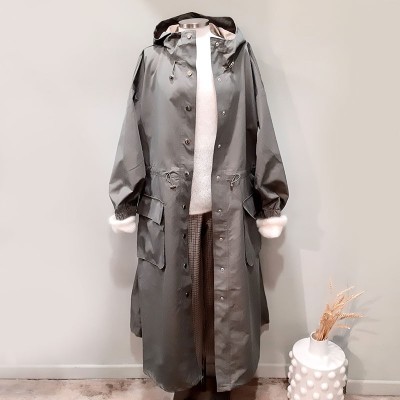 Comprar Trench verde largo en PAS SI SIMPLE ❤️ Donostia-San