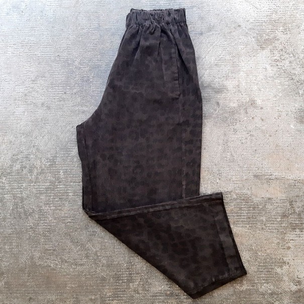 Pantalón leopardo micropana
