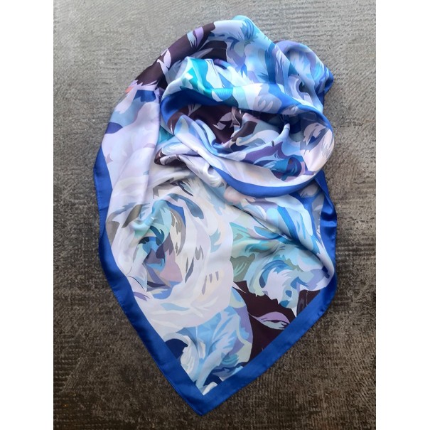 Comprar Pañuelo cuello Flower en PAS SI SIMPLE ❤️ Donostia-San